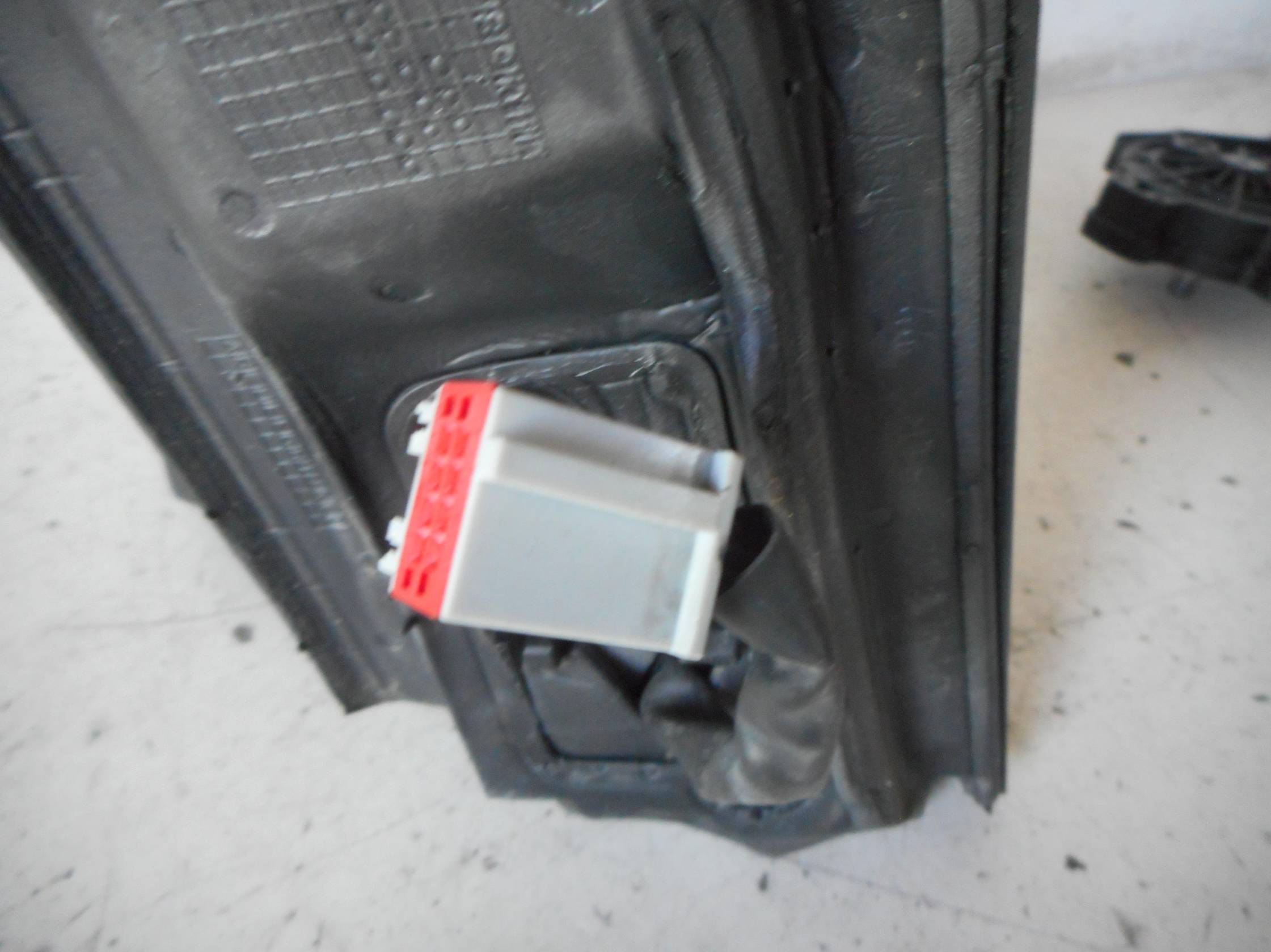 Retrovisore est. regolaz. elettr. sx.